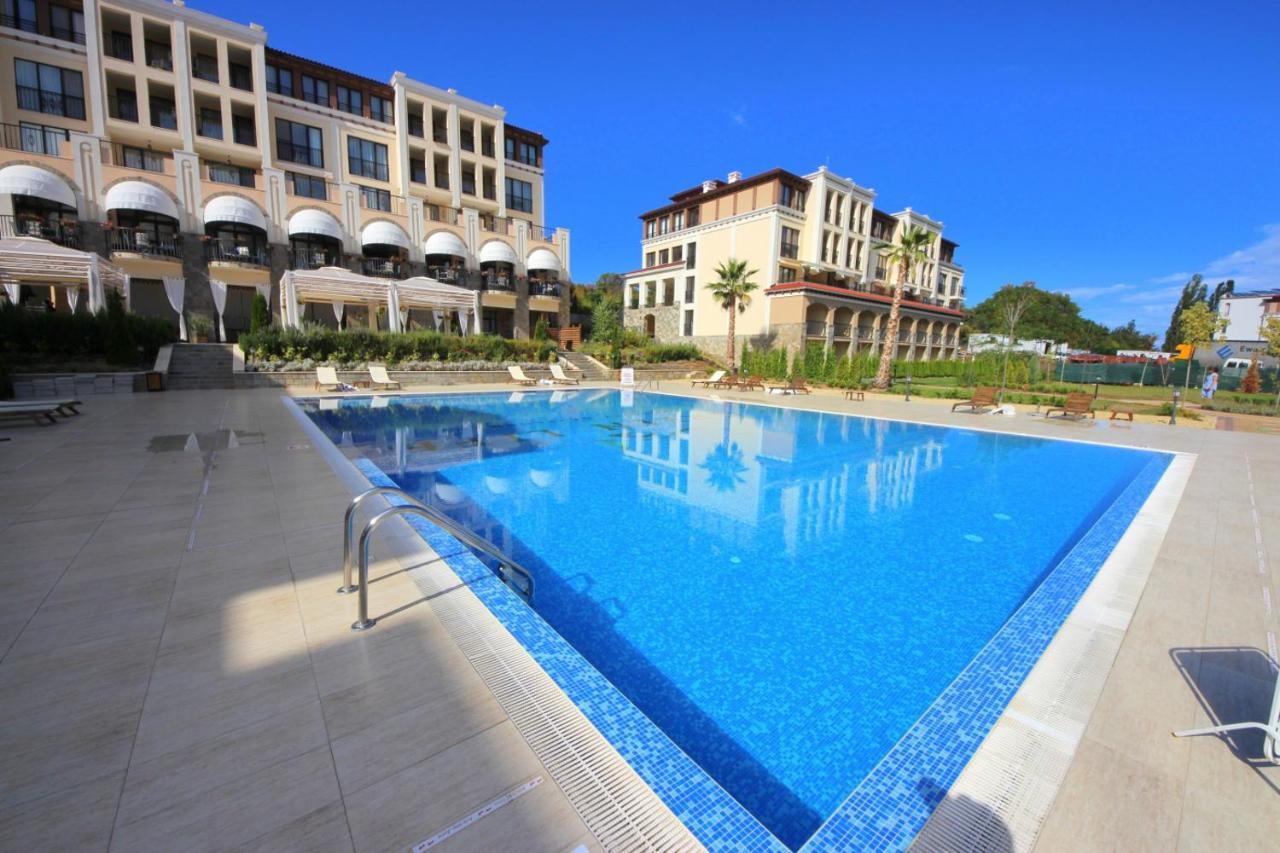 Green Life Beach Resort Apartment Sozopol Exterior photo